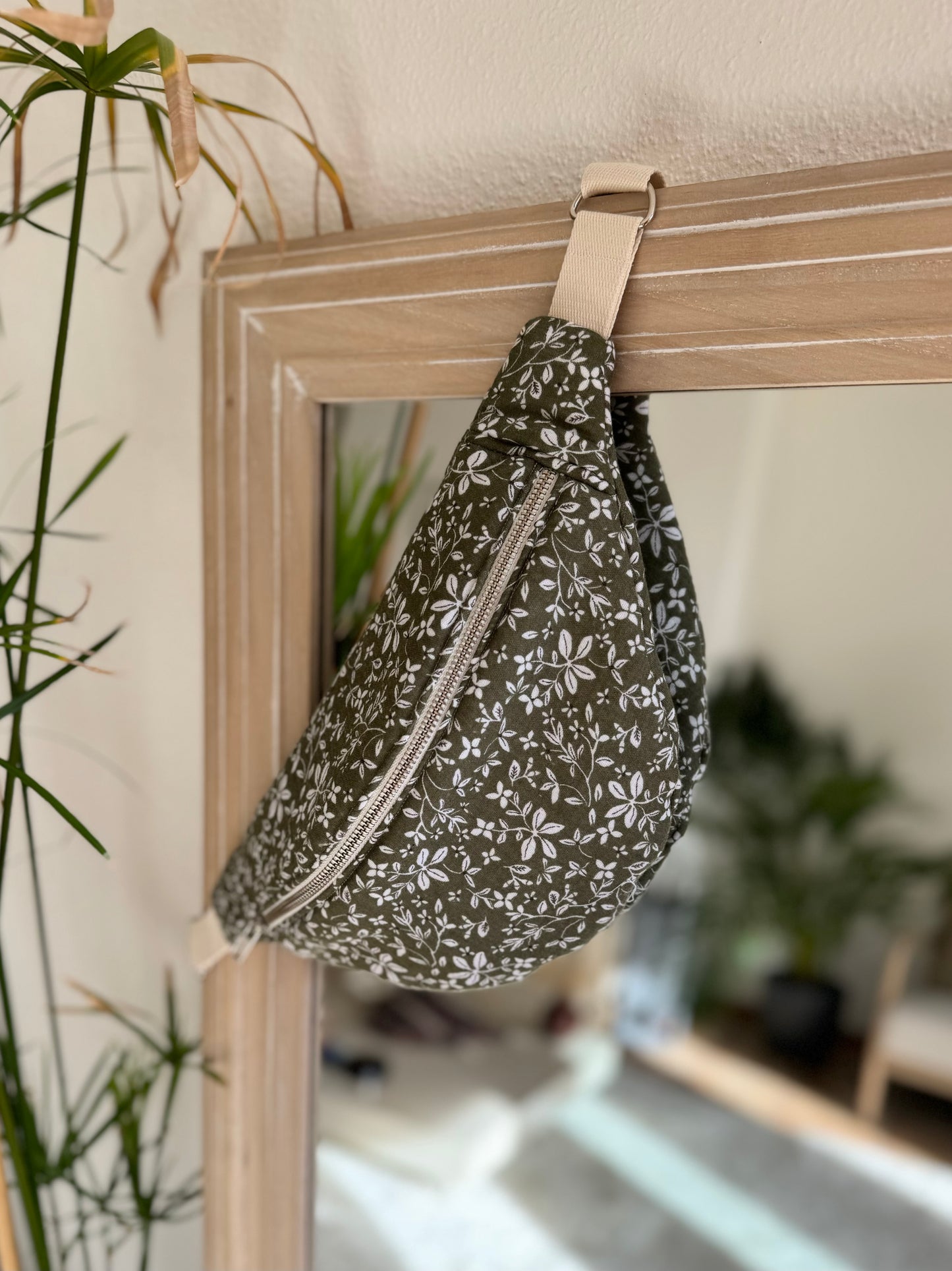 Khaki floral fanny pack