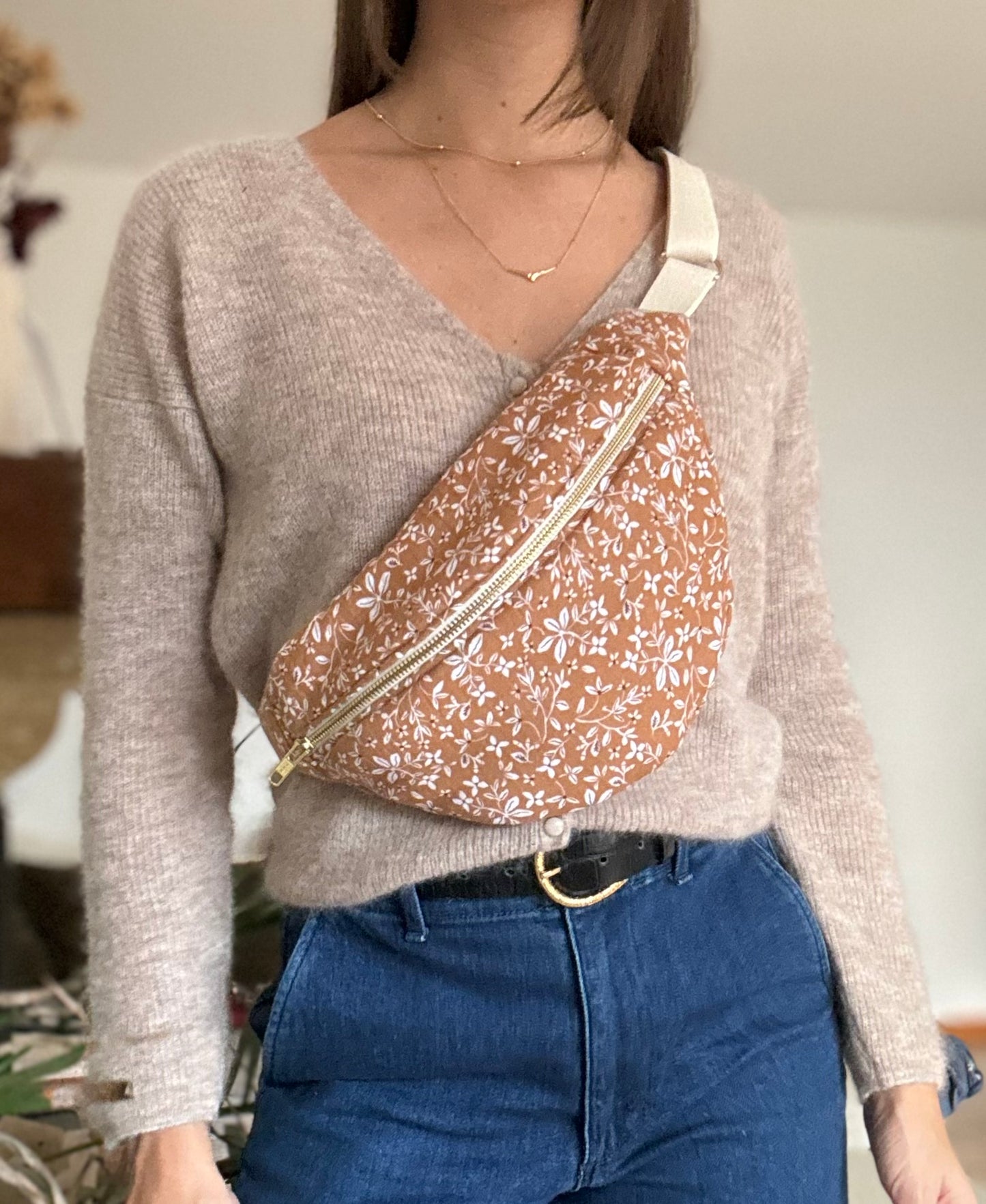 Camel floral fanny pack